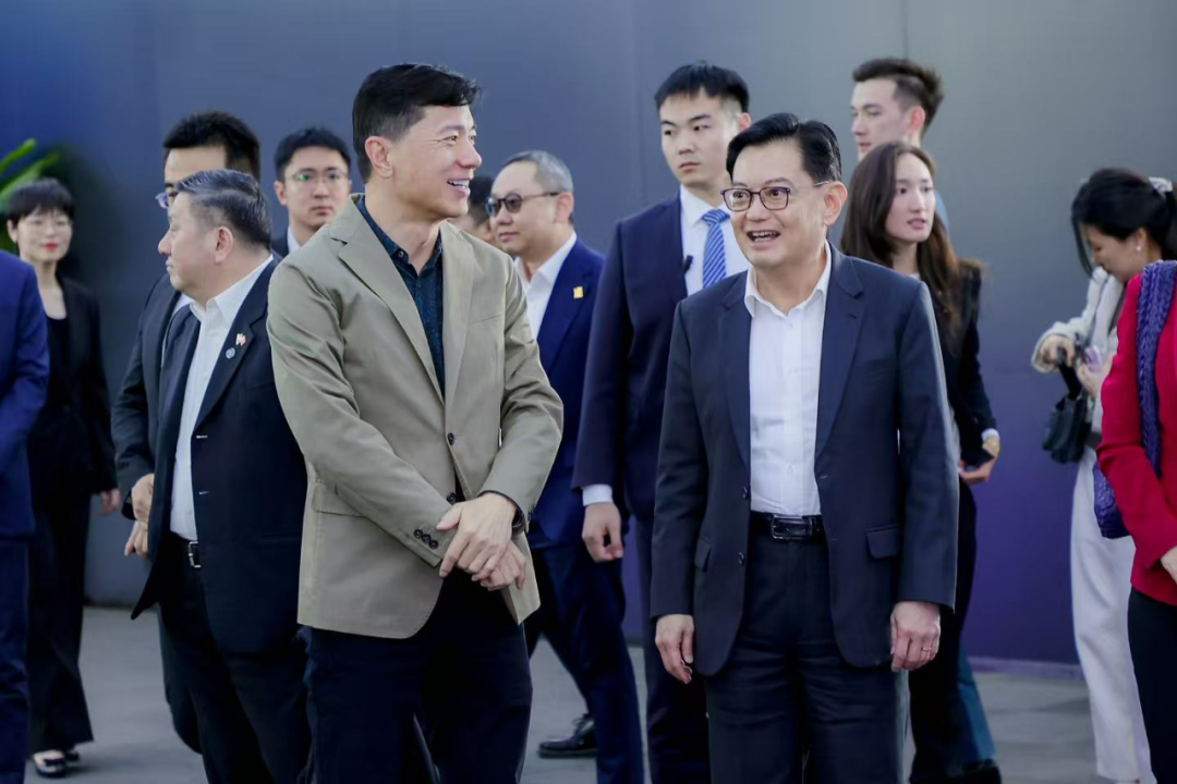 新加坡副總理_王瑞杰_蘿卜快跑-3